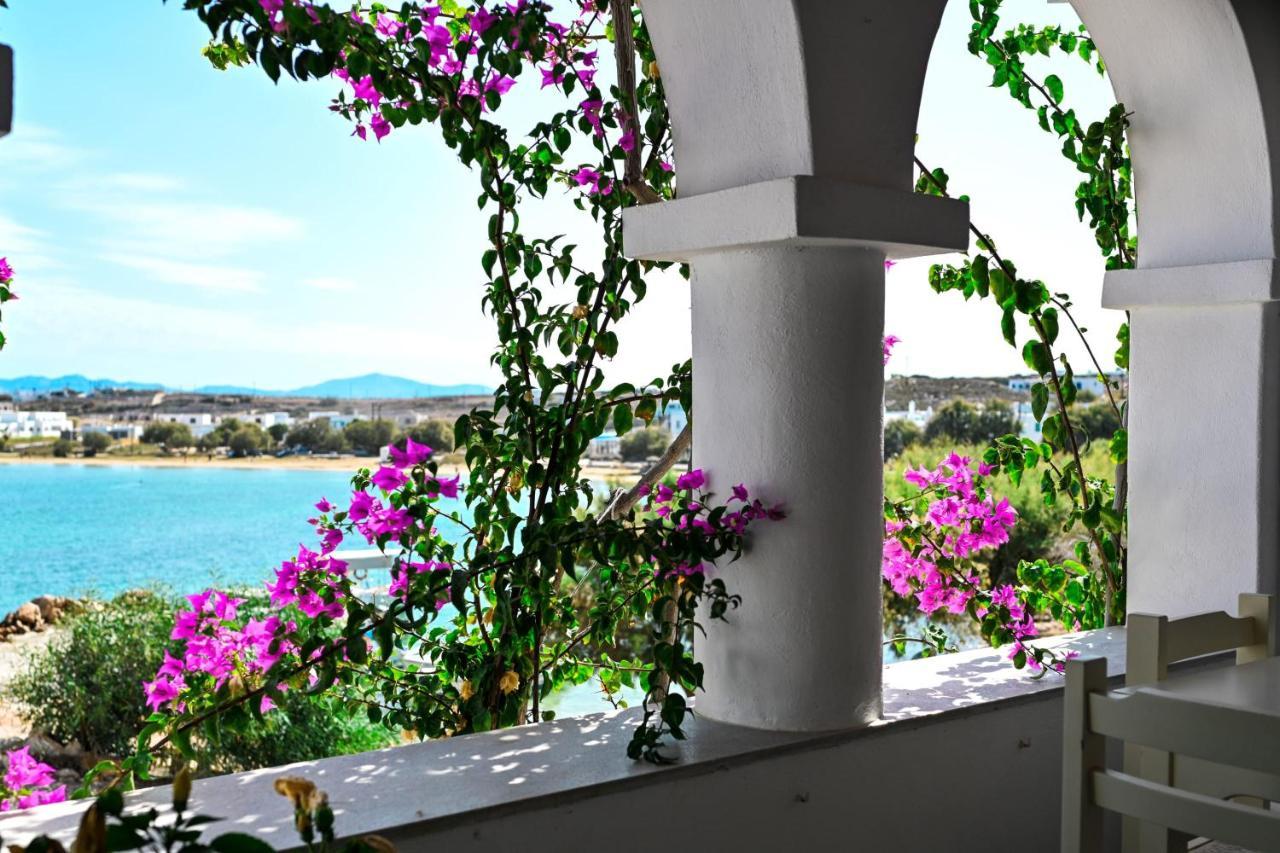Beachfront Bocamviglies Rooms - Naoussa Bespoke View Экстерьер фото